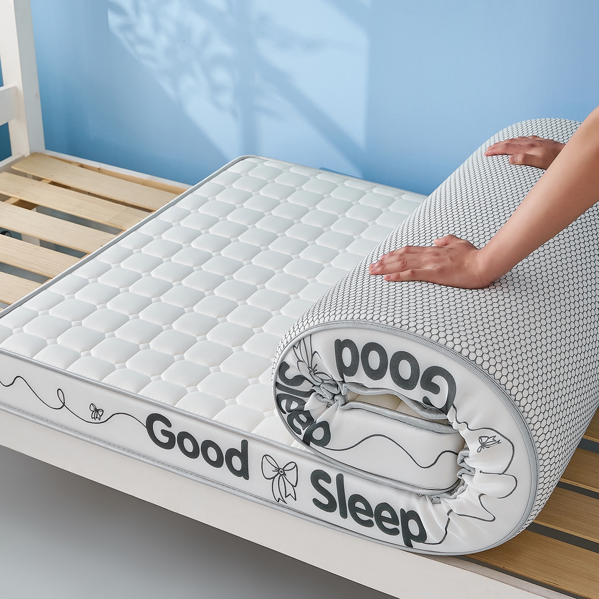 91家纺网 家纺一手货源 找家纺 元昊床垫 2025新款牛奶丝乳胶记忆海绵学生床垫 蝴蝶结-向往白