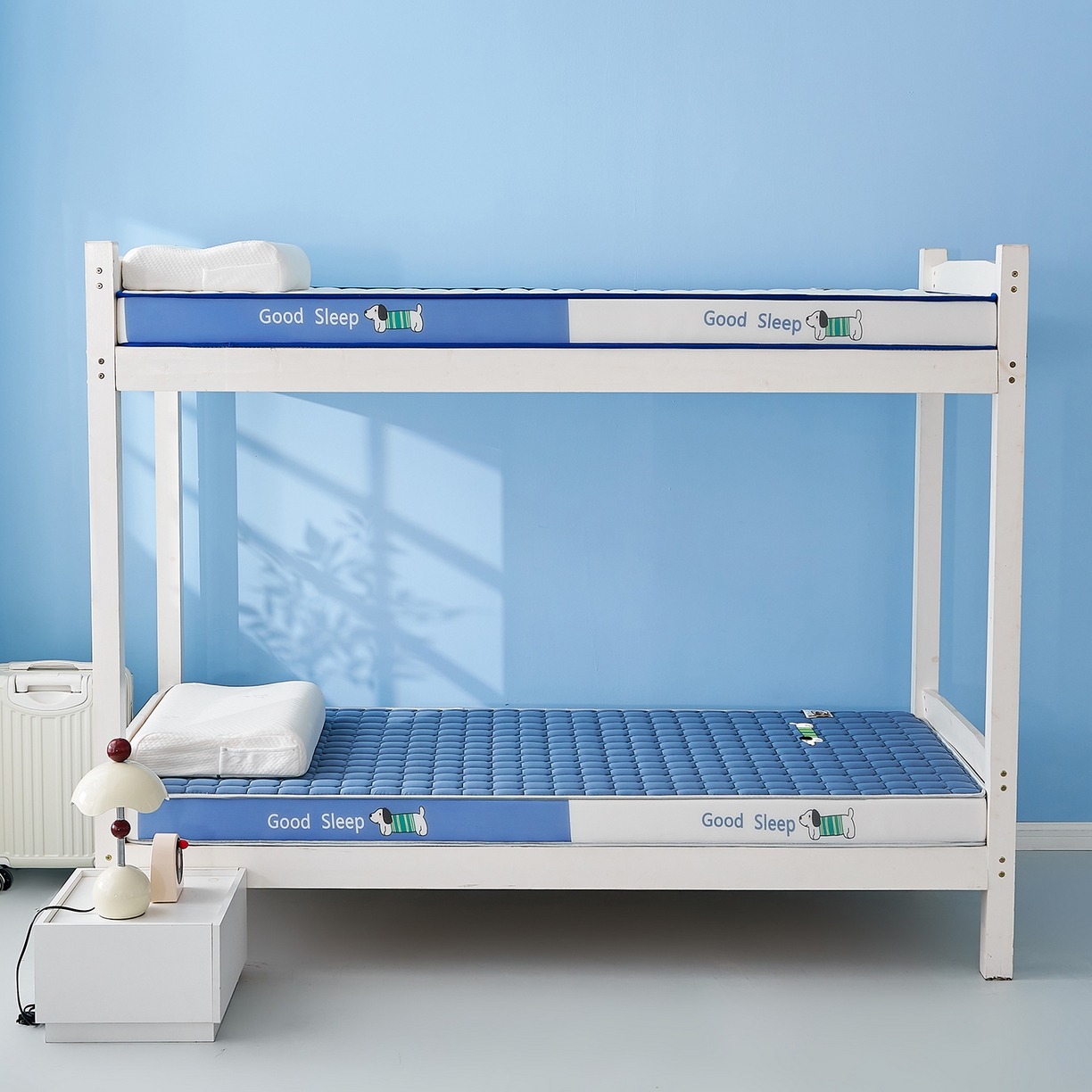 91家纺网 家纺一手货源 找家纺 元昊床垫 2025新款牛奶丝乳胶记忆海绵学生床垫 旺旺狗-布丁蓝