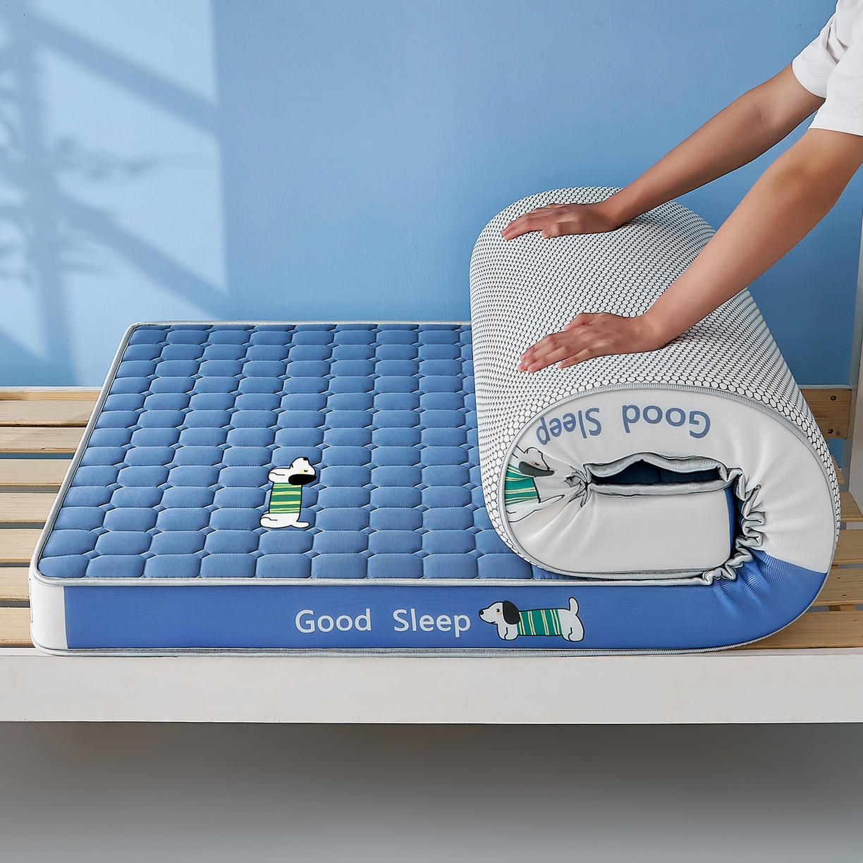 91家纺网 家纺一手货源 找家纺 元昊床垫 2025新款牛奶丝乳胶记忆海绵学生床垫 旺旺狗-布丁蓝