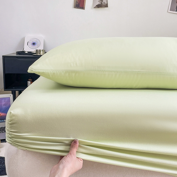 91家纺网 家纺一手货源 找家纺 北辰 2025新款简约素色云朵棉可水洗纯色床笠单件三件套 薄荷绿