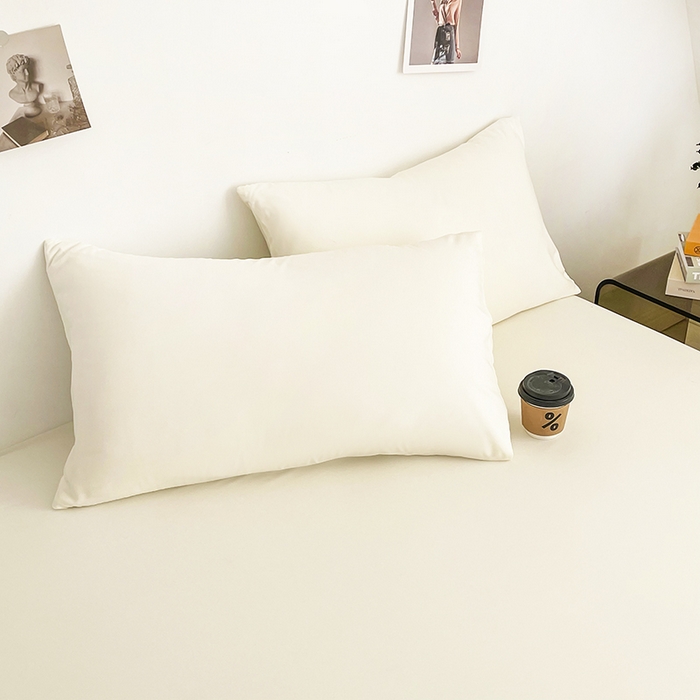 91家纺网 家纺一手货源 找家纺 北辰 2025新款简约素色云朵棉可水洗纯色床笠单件三件套 奶昔白