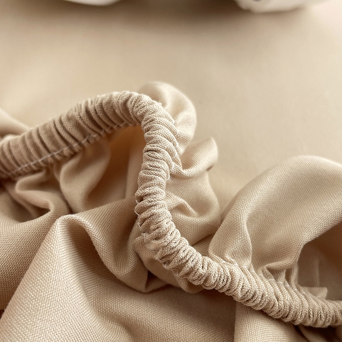 91家纺网 家纺一手货源 找家纺 北辰 2025新款简约素色云朵棉可水洗纯色床笠单件三件套 香槟色