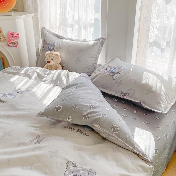 91家纺网 家纺一手货源 找家纺 简冠家纺 2023直播爆款北欧风亲肤植物羊绒磨毛四件套 奥利熊