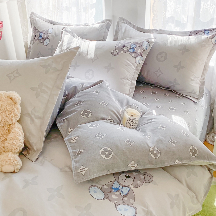 91家纺网 家纺一手货源 找家纺 简冠家纺 2023直播爆款北欧风亲肤植物羊绒磨毛四件套 奥利熊