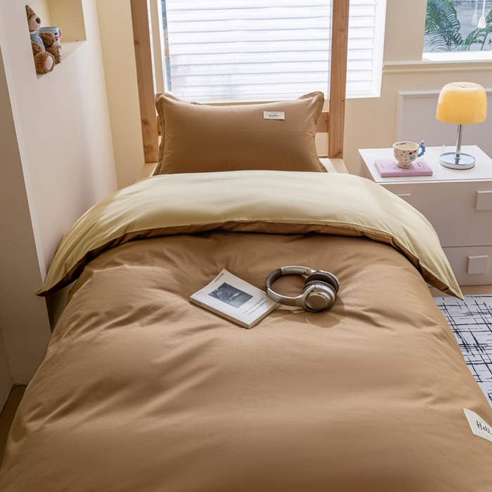 91家纺网 家纺一手货源 找家纺 鑫宇家纺 2025新款13372全棉纯色双拼学生宿舍三件套六件套 摩卡棕+卡其