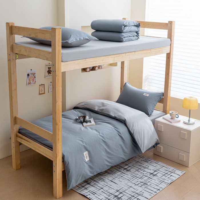 91家纺网 家纺一手货源 找家纺 鑫宇家纺 2025新款13372全棉纯色双拼学生宿舍三件套六件套 雾霾灰+浅灰