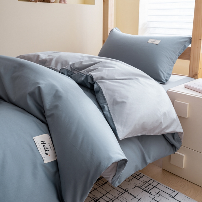 91家纺网 家纺一手货源 找家纺 鑫宇家纺 2025新款13372全棉纯色双拼学生宿舍三件套六件套 雾霾灰+浅灰