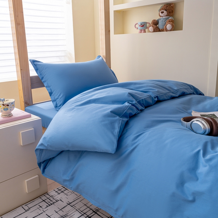 91家纺网 家纺一手货源 找家纺 鑫宇家纺 2025新款13372全棉纯色双拼学生宿舍三件套六件套 中天蓝