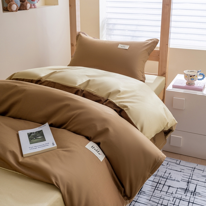 91家纺网 家纺一手货源 找家纺 鑫宇2025新款13372全棉学生宿舍上下铺三件套床单款床笠款可定制 摩卡棕+卡其