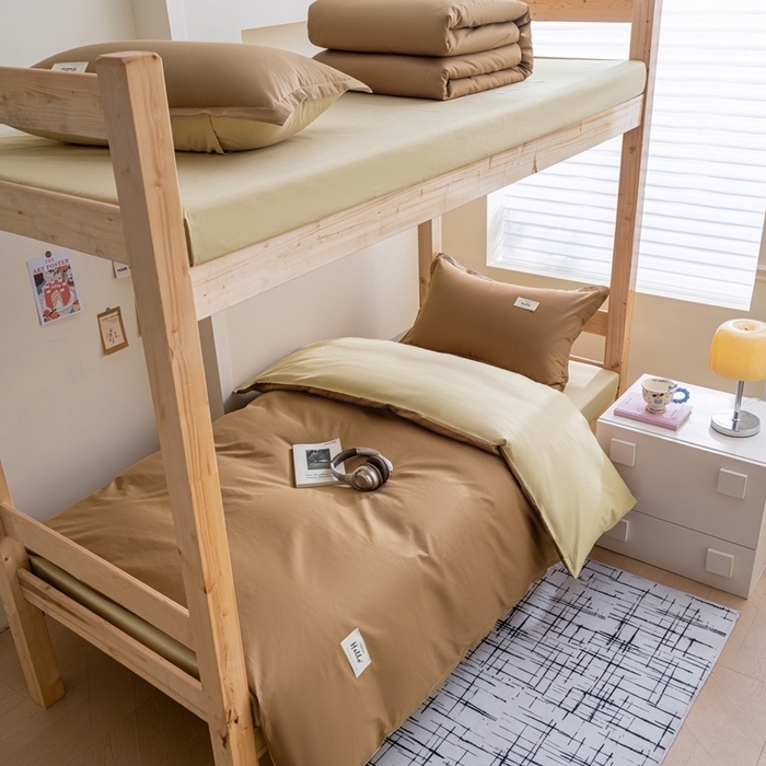 91家纺网 家纺一手货源 找家纺 鑫宇2025新款13372全棉学生宿舍上下铺三件套床单款床笠款可定制 摩卡棕+卡其