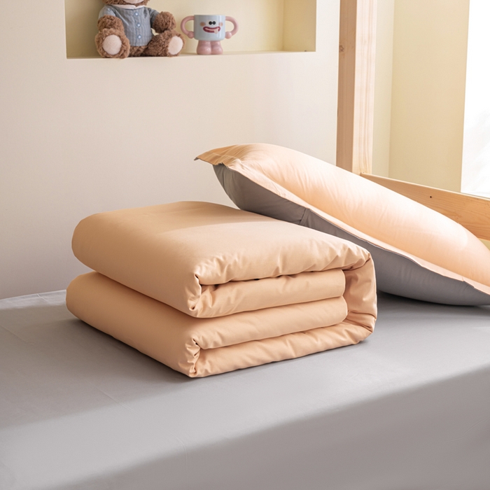 91家纺网 家纺一手货源 找家纺 鑫宇2025新款13372全棉学生宿舍上下铺三件套床单款床笠款可定制 奶玉+浅灰