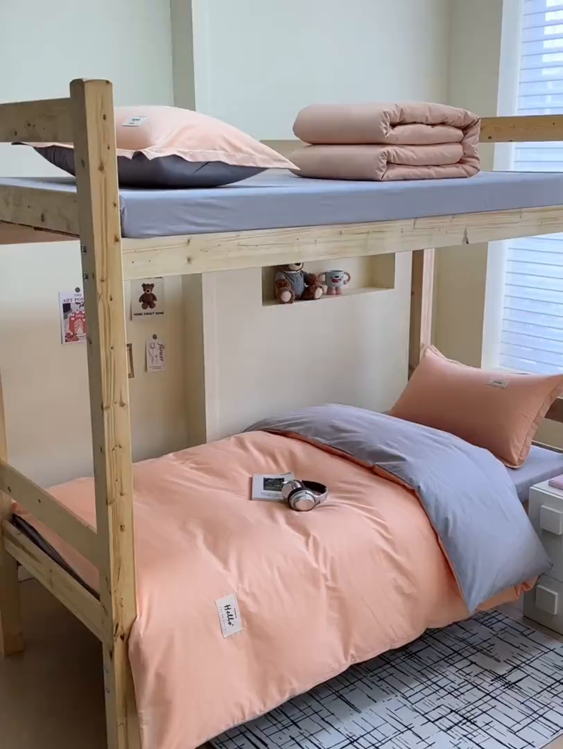 91家纺网 家纺一手货源 找家纺 鑫宇2025新款13372全棉学生宿舍上下铺三件套床单款床笠款可定制 奶玉+浅灰