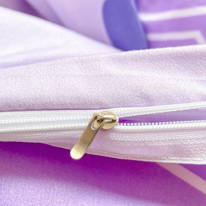 91家纺网 家纺一手货源 找家纺 简冠家纺 2025新款植物羊绒磨毛四件套 绅士熊-紫