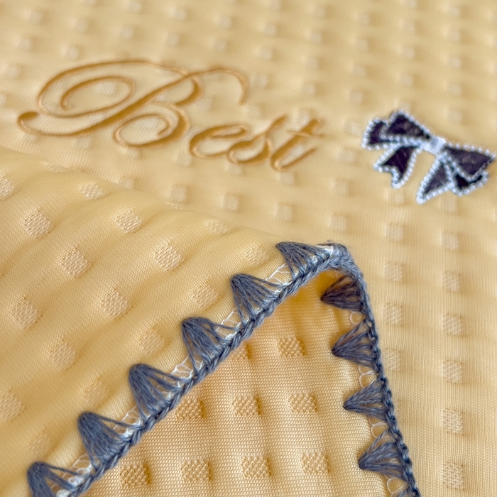 91家纺网 家纺一手货源 找家纺 米菲 2025新款刺绣华夫格多功能毯盖毯毯子 夏天-米黄