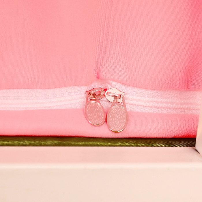 91家纺网 家纺一手货源 找家纺 锦逸家居 2025新款学生上下铺遮光防尘蚊帐 开心草莓