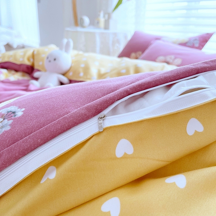 91家纺网 家纺一手货源 找家纺 简冠家纺 2023直播爆款北欧风亲肤植物羊绒磨毛四件套 花序