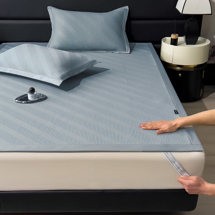 席世家 2025春夏新款A类凉感席冰川凉席空调席-罗拉 1.5m控价不低于169元   谢谢配合  需要手提袋+5元 罗拉-蓝（绑带款）