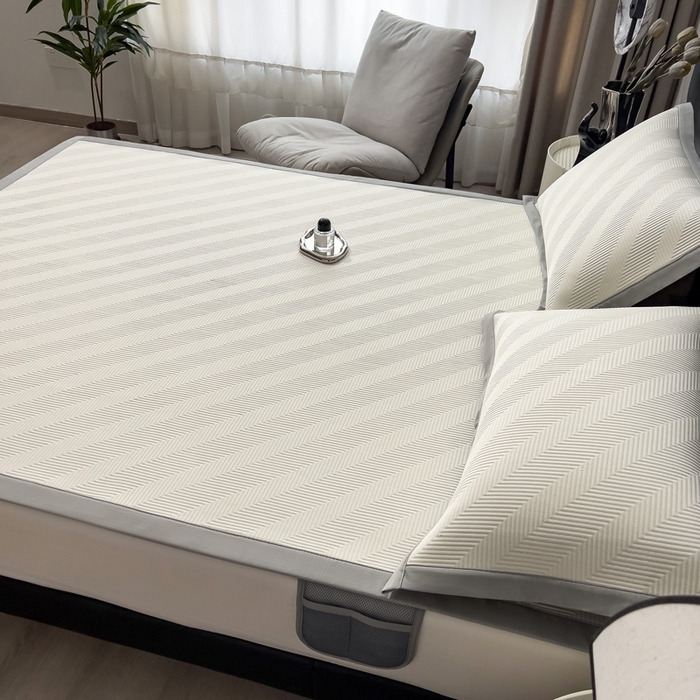 91家纺网 家纺一手货源 找家纺 席世家 2025春夏新款A类凉感席冰川凉席空调席-罗拉 1.5m控价不低于169元   谢谢配合  需要手提袋+5元 罗拉-米白（绑带款）