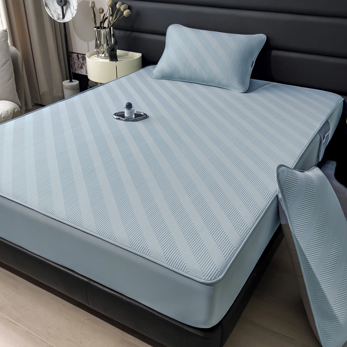 91家纺网 家纺一手货源 找家纺 席世家 2025春夏新款A类凉感席冰川凉席空调席-罗拉 1.5m控价不低于169元   谢谢配合  需要手提袋+5元 罗拉-蓝（床笠款）