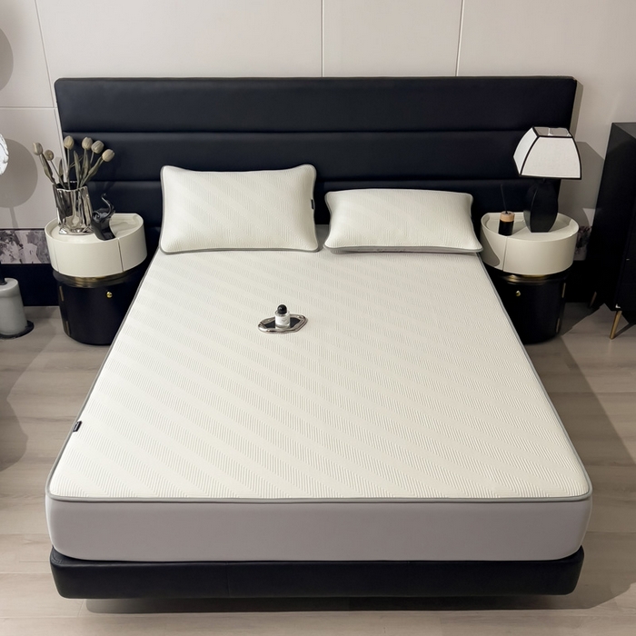 91家纺网 家纺一手货源 找家纺 席世家 2025春夏新款A类凉感席冰川凉席空调席-罗拉 1.5m控价不低于169元   谢谢配合  需要手提袋+5元 罗拉-米白（床笠款）