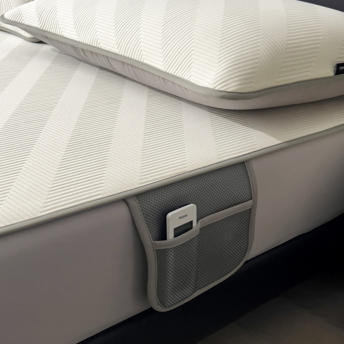 91家纺网 家纺一手货源 找家纺 席世家 2025春夏新款A类凉感席冰川凉席空调席-罗拉 1.5m控价不低于169元   谢谢配合  需要手提袋+5元 罗拉-米白（床笠款）