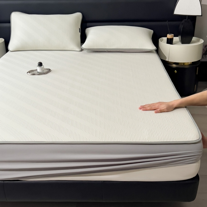 91家纺网 家纺一手货源 找家纺 席世家 2025春夏新款A类凉感席冰川凉席空调席-罗拉 1.5m控价不低于169元   谢谢配合  需要手提袋+5元 罗拉-米白（床笠款）