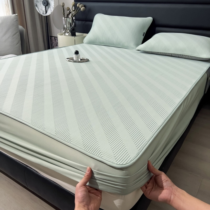 91家纺网 家纺一手货源 找家纺 席世家 2025春夏新款A类凉感席冰川凉席空调席-罗拉 1.5m控价不低于169元   谢谢配合  需要手提袋+5元 罗拉-抹茶绿（床笠款）