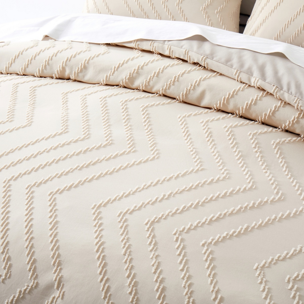 91家纺网 家纺一手货源 找家纺 子不语家纺2025新款跨境外贸 剪花簇绒纯色三件套亚马逊Temu速卖 通Shein沃尔玛专供 波浪卡其色