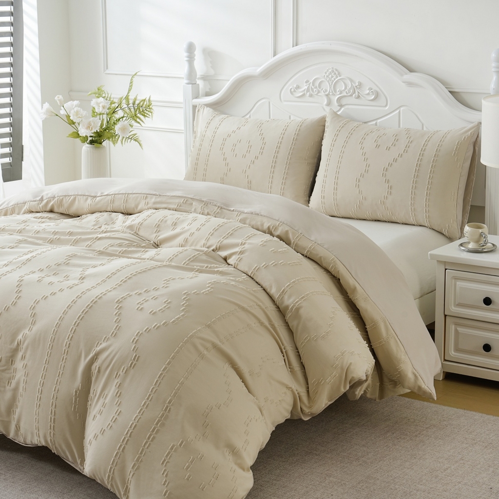 91家纺网 家纺一手货源 找家纺 子不语家纺2025新款跨境外贸 剪花簇绒纯色三件套亚马逊Temu速卖 通Shein沃尔玛专供 波浪竖条米白