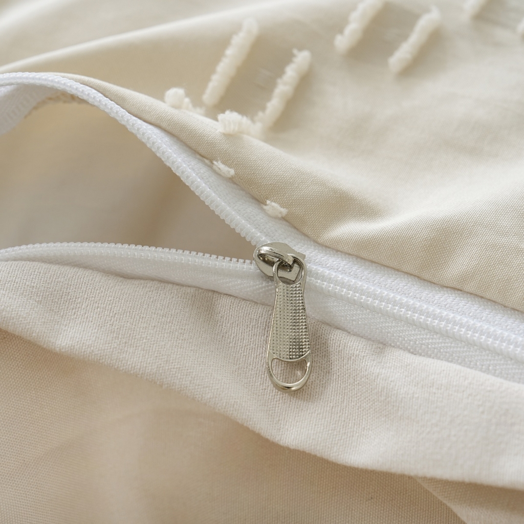 91家纺网 家纺一手货源 找家纺 子不语家纺2025新款跨境外贸 剪花簇绒纯色三件套亚马逊Temu速卖 通Shein沃尔玛专供 波浪竖条米白