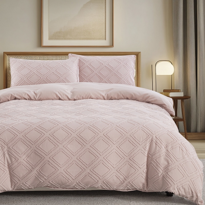 91家纺网 家纺一手货源 找家纺 子不语家纺2025新款跨境外贸 剪花簇绒纯色三件套亚马逊Temu速卖 通Shein沃尔玛专供 菱形浅粉