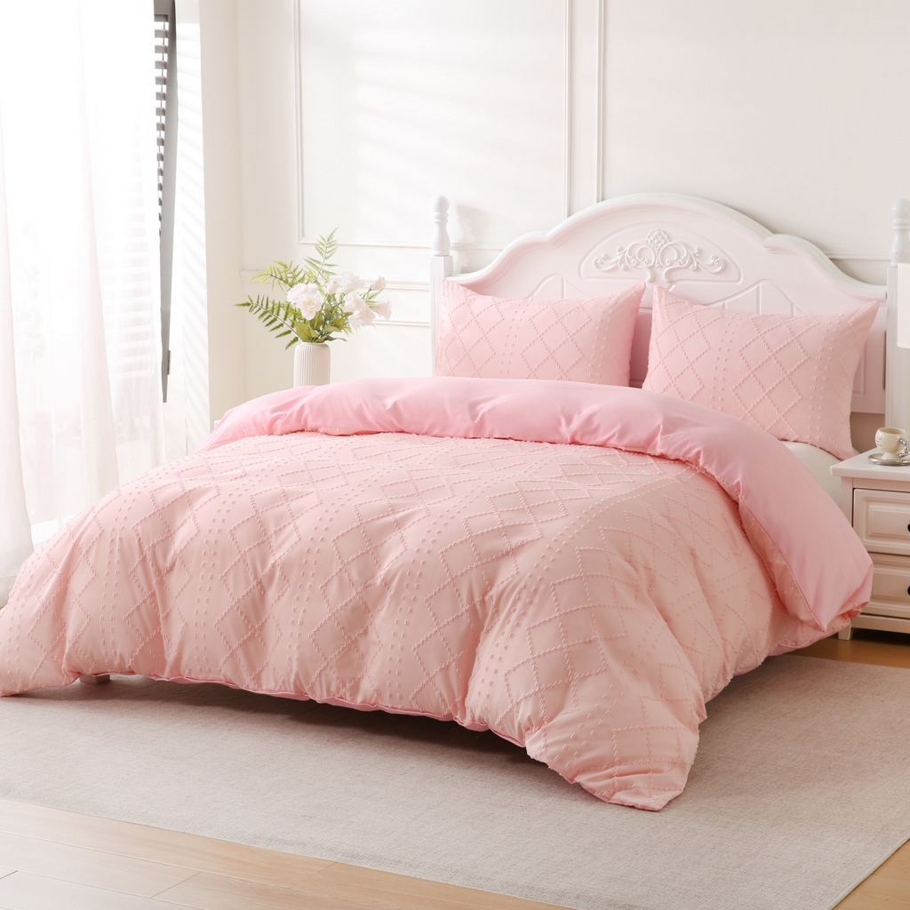 91家纺网 家纺一手货源 找家纺 子不语家纺2025新款跨境外贸 剪花簇绒纯色三件套亚马逊Temu速卖 通Shein沃尔玛专供 菱形竖条粉