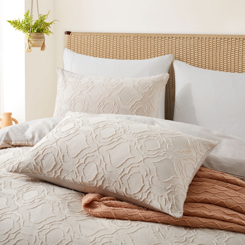 91家纺网 家纺一手货源 找家纺 子不语家纺2025新款跨境外贸 剪花簇绒纯色三件套亚马逊Temu速卖 通Shein沃尔玛专供 摩洛哥米白