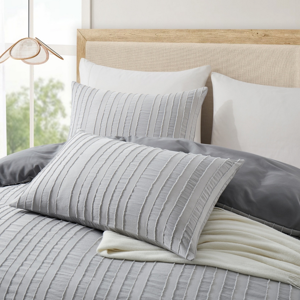 91家纺网 家纺一手货源 找家纺 子不语家纺2025新款跨境外贸 剪花簇绒纯色三件套亚马逊Temu速卖 通Shein沃尔玛专供 竖条灰