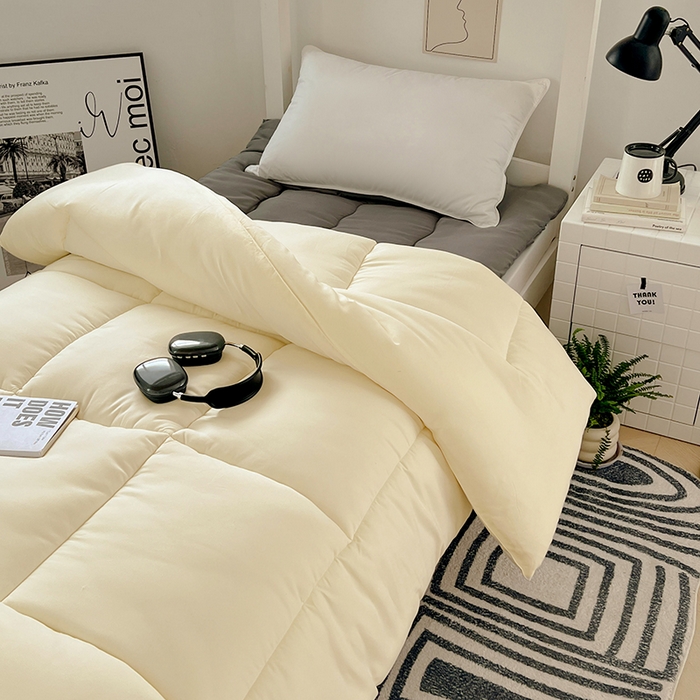 91家纺网 家纺一手货源 找家纺 VIP被业 2025学生款夏被四件套单品凉席配套直播冬被床垫包 米黄