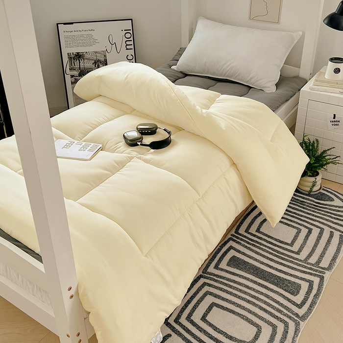 91家纺网 家纺一手货源 找家纺 VIP被业 2025学生款夏被四件套单品凉席配套直播冬被床垫包 米黄