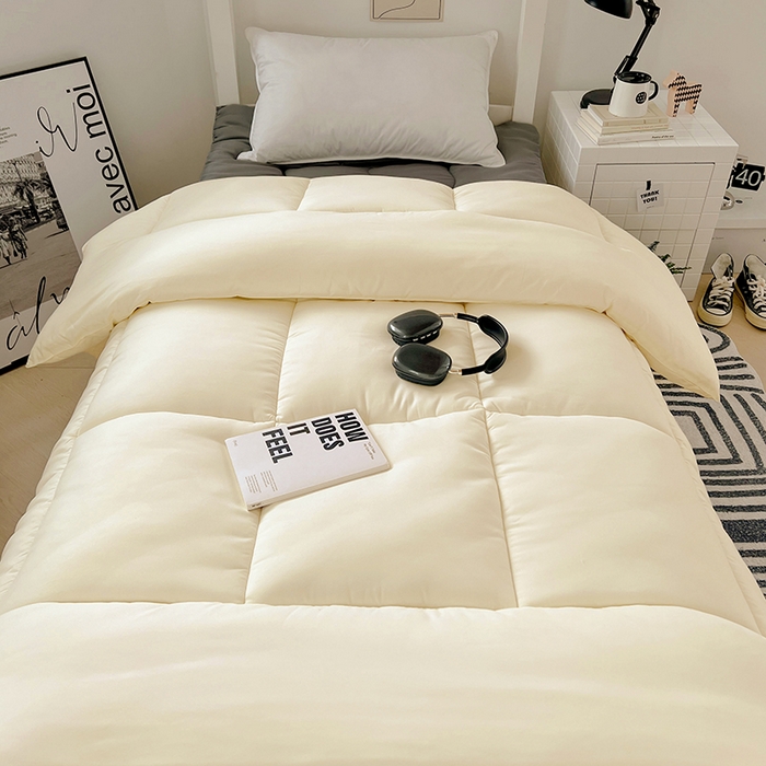 91家纺网 家纺一手货源 找家纺 VIP被业 2025学生款夏被四件套单品凉席配套直播冬被床垫包 米黄