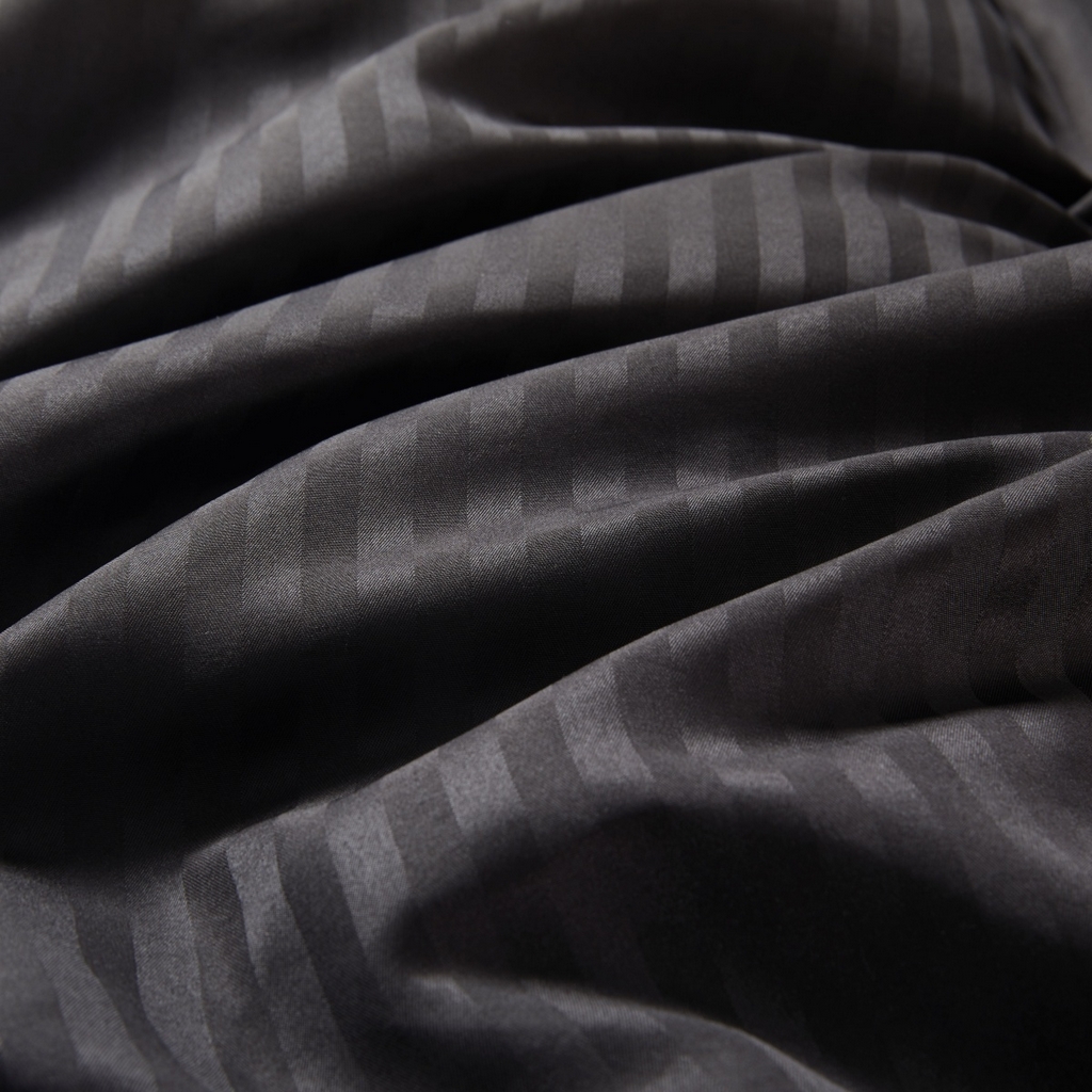 91家纺网 家纺一手货源 找家纺 子不语家纺2025新款跨境外贸酒店纯色提花三件套亚马逊Temu速卖通Shein沃尔玛专供缎条提花黑色