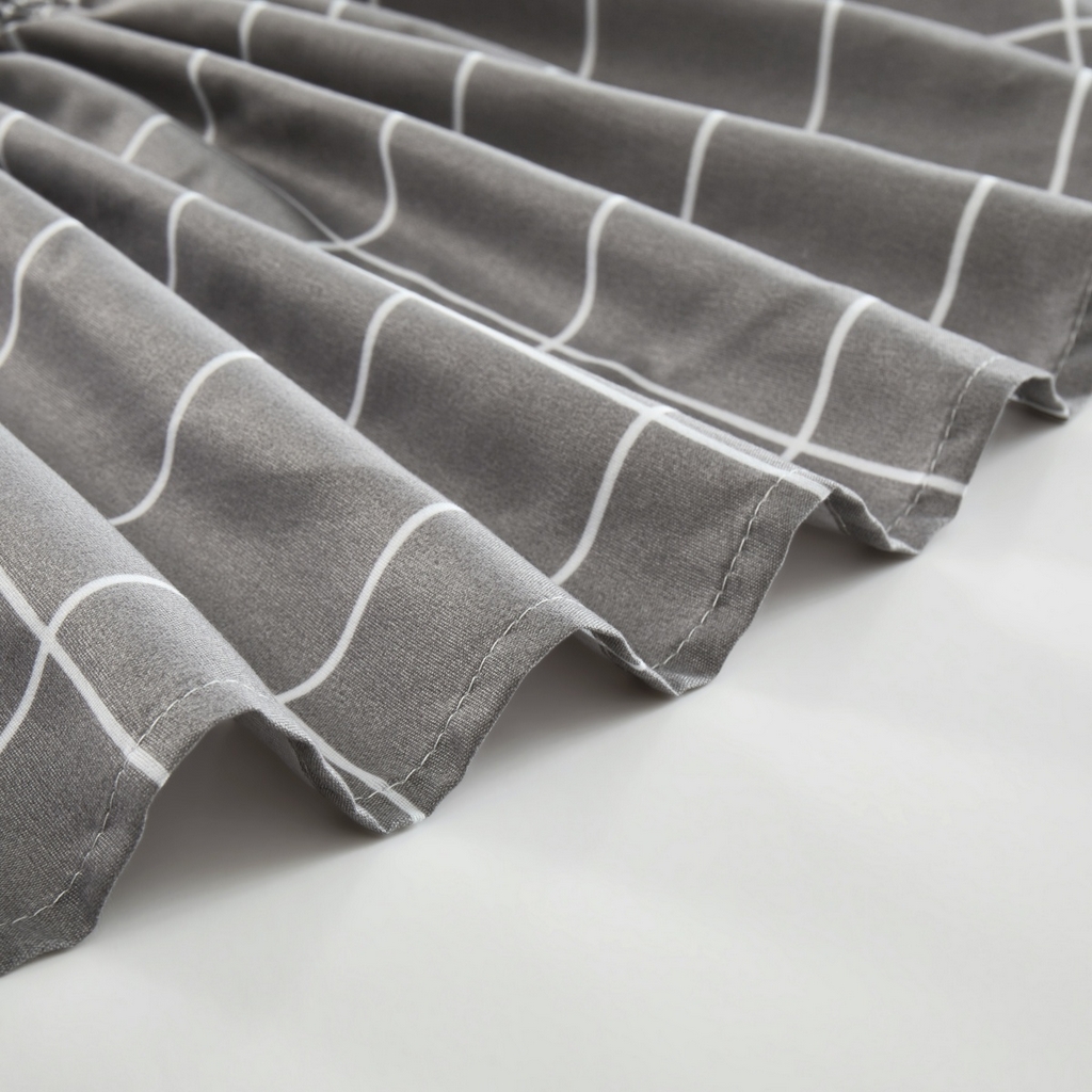 91家纺网 家纺一手货源 找家纺 子不语家纺 2025新款印花床裙 灰格子