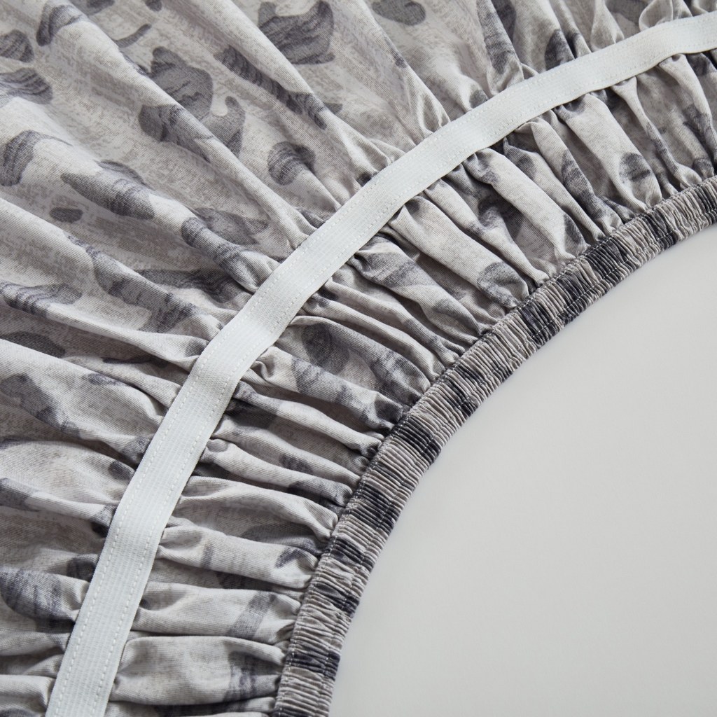 91家纺网 家纺一手货源 找家纺 子不语家纺 2025新款印花床裙 灰豹纹