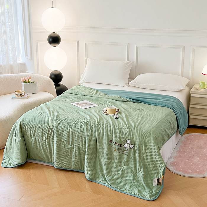 91家纺网 家纺一手货源 找家纺 VIP被业 2025新款新一代大豆泡泡纱夏被水洗棉大豆夏被 抹茶绿