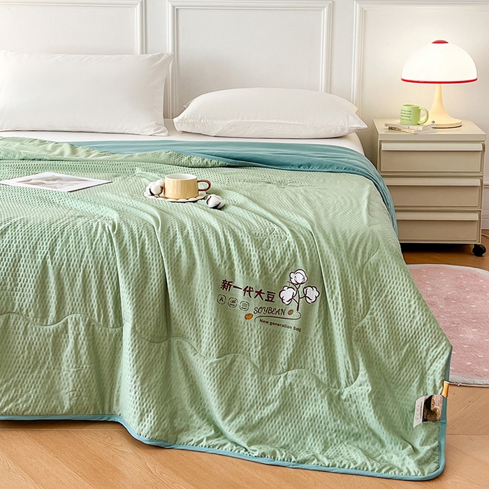91家纺网 家纺一手货源 找家纺 VIP被业 2025新款新一代大豆泡泡纱夏被水洗棉大豆夏被 抹茶绿