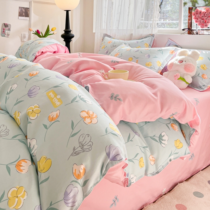 91家纺网 家纺一手货源 找家纺 简冠家纺 2023直播爆款北欧风亲肤植物羊绒磨毛四件套 幻影花语