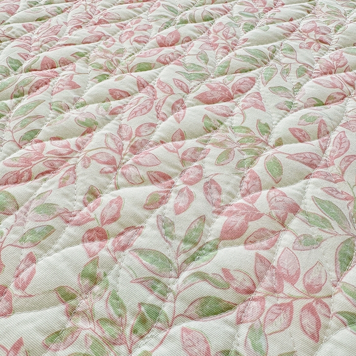 91家纺网 家纺一手货源 找家纺 （总）北辰 2025新款可水洗针织棉印花款夹棉床盖   床盖三件套