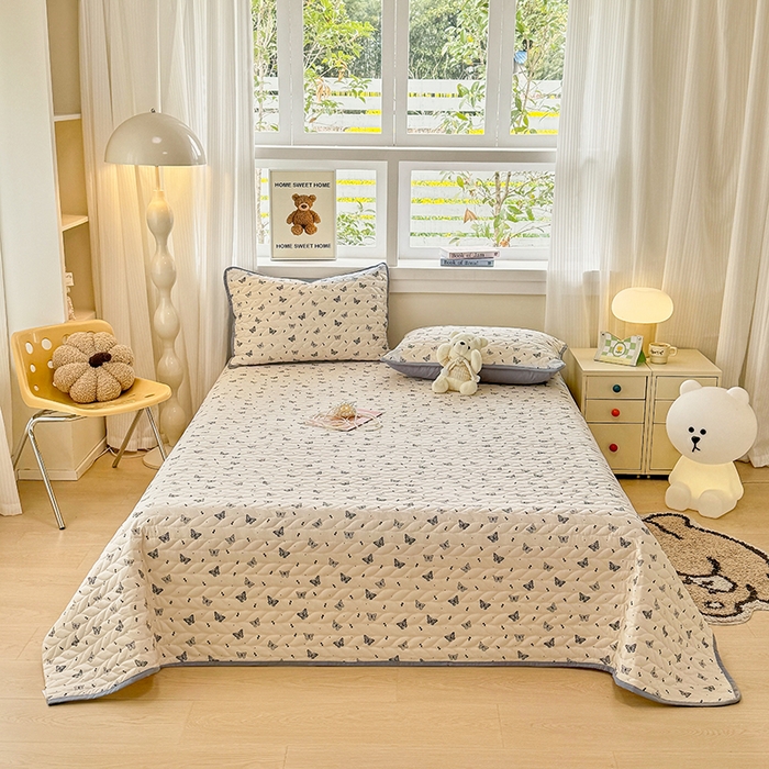 91家纺网 家纺一手货源 找家纺 （总）北辰 2025新款可水洗针织棉印花款夹棉床盖   床盖三件套