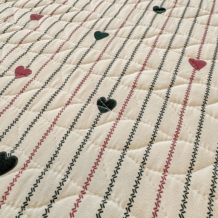 91家纺网 家纺一手货源 找家纺 北辰 2025新款可水洗针织棉印花款夹棉床盖   床盖三件套 春物生