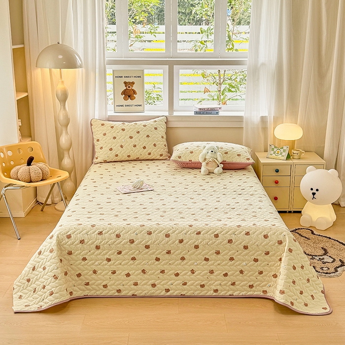 北辰 2025新款可水洗针织棉印花款夹棉床盖   床盖三件套 曲奇小猫