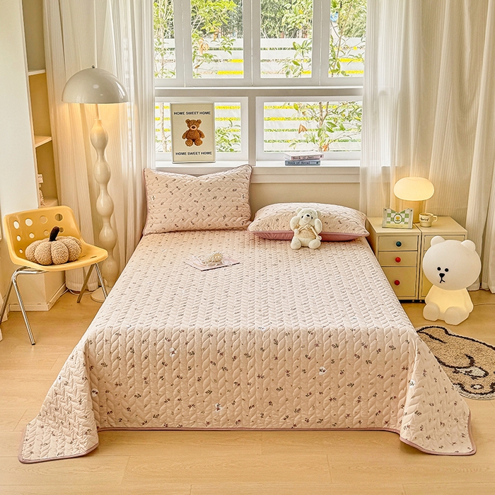 北辰 2025新款可水洗针织棉印花款夹棉床盖   床盖三件套 舒雅