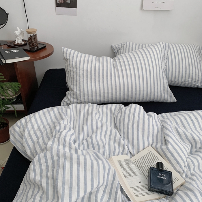91家纺网 家纺一手货源 找家纺 柚可家居 2024新款雾蓝条纹提花水洗棉四件套（送手提袋） 藏蓝