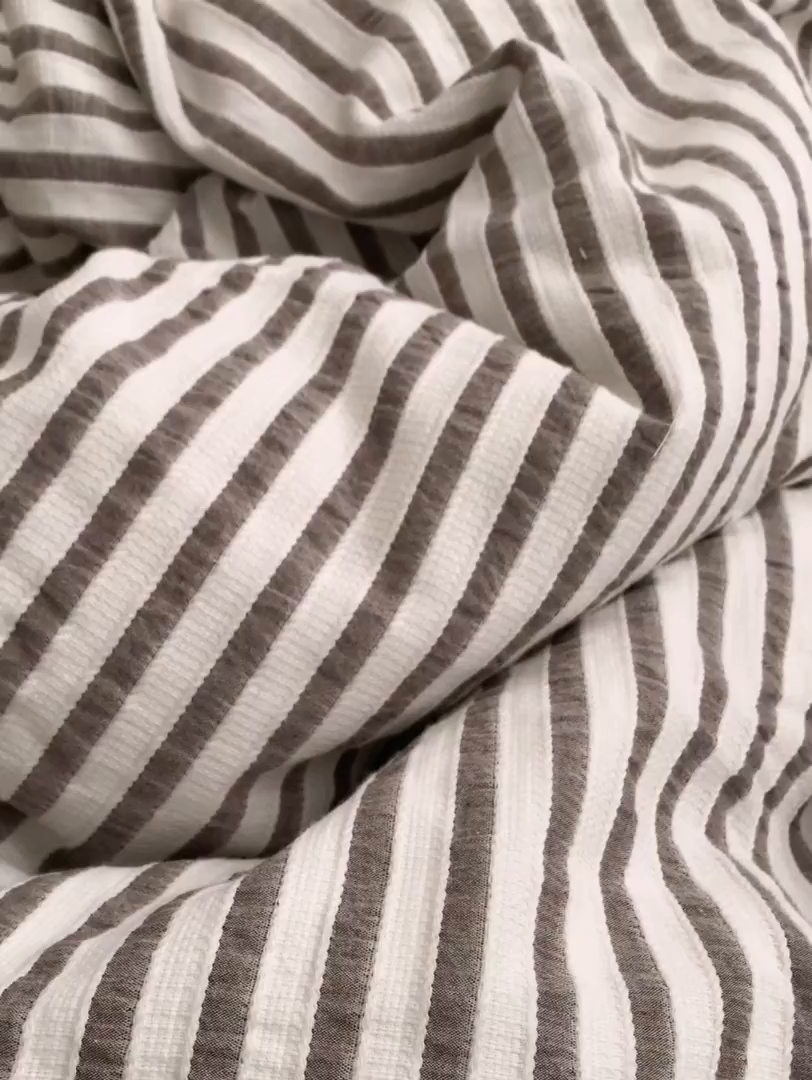 91家纺网 家纺一手货源 找家纺 （总）柚可家居 2024新款40支色织条纹提花咖啡条纹水洗棉四件套（送手提袋）